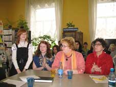 Читают дети о войне...