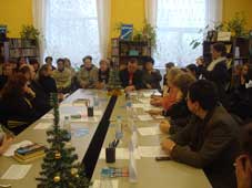 круглый стол Великий спорный писатель или Подмастерье Бога на земле